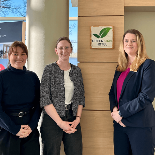 ATLANTIC Hotel Galopprennbahn greensign