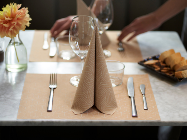 Gedeckter Tisch im Restaurant