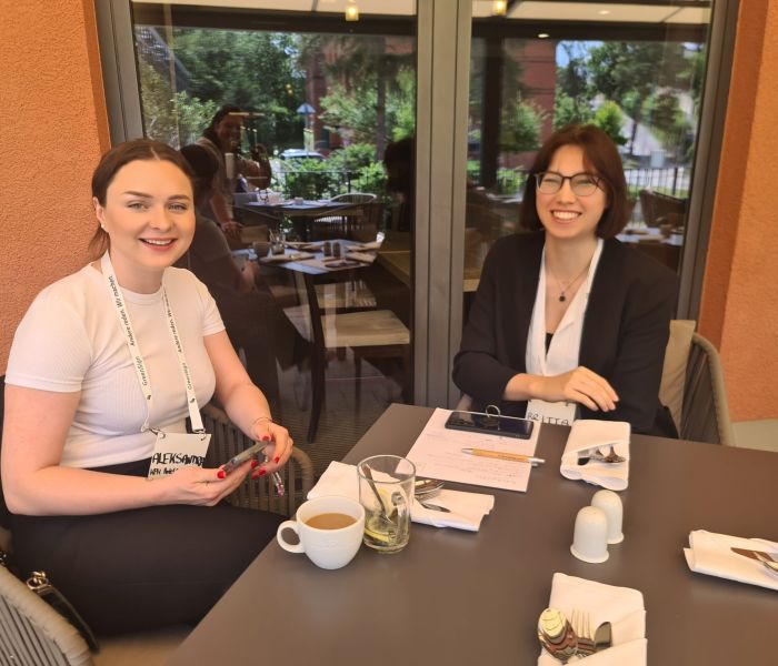 Britta Heinle und Aleksandra Fillmann auf dem Green Summer Camp
