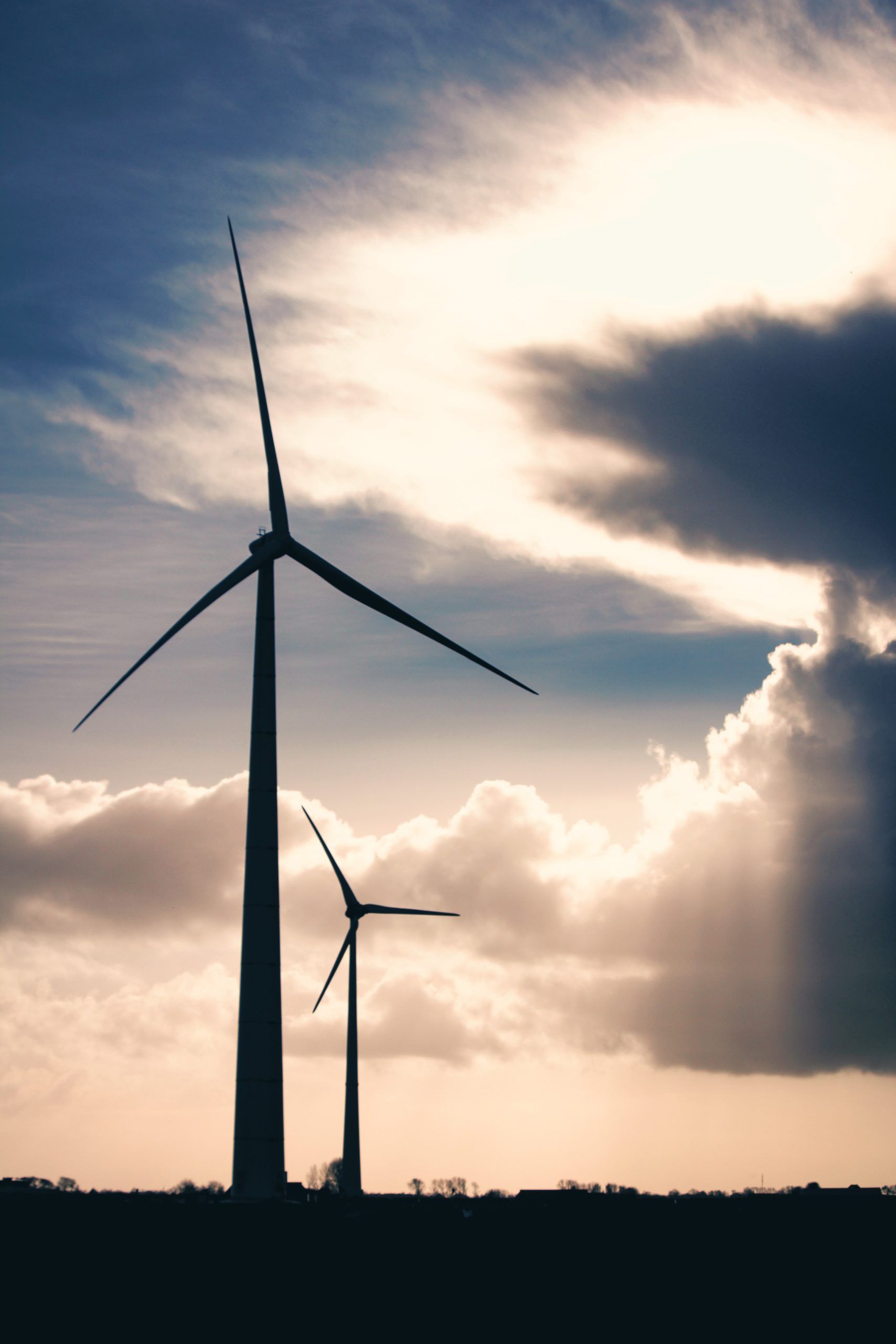 Windräder auf Feld