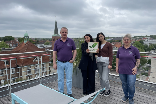 Zertifikatsübergabe Hub Apartments