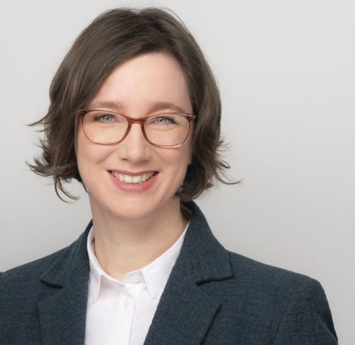 Yvonne Zwick Portrait